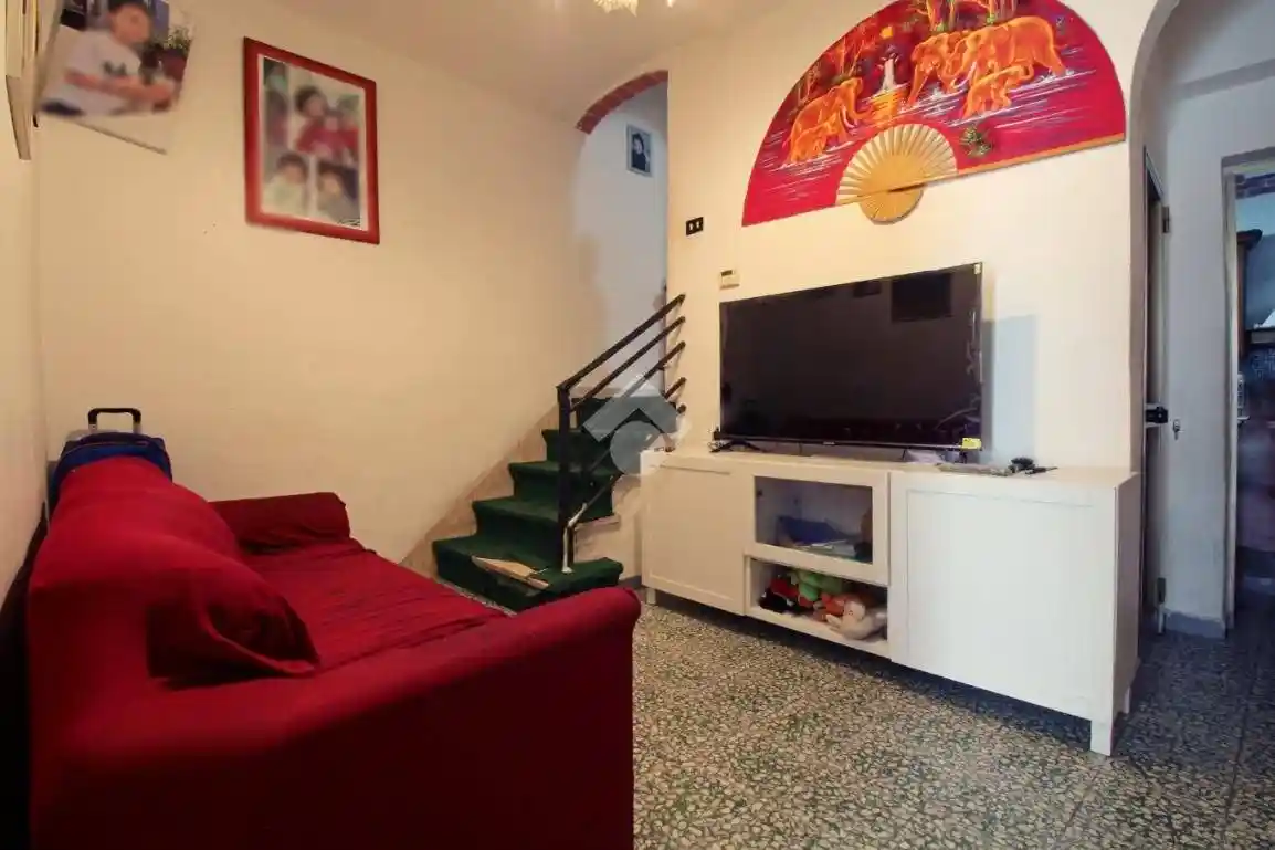 Casa indipendente in vendita a Prato