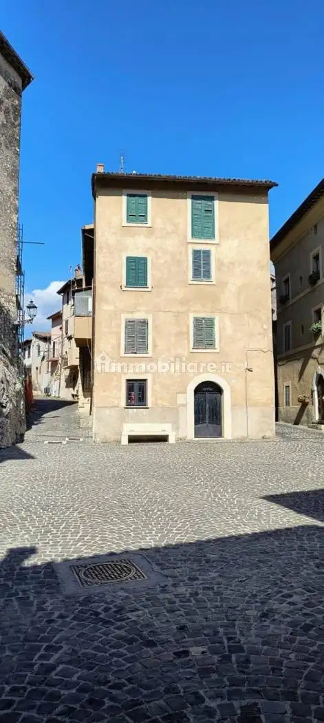 Appartamento in vendita a Anticoli Corrado