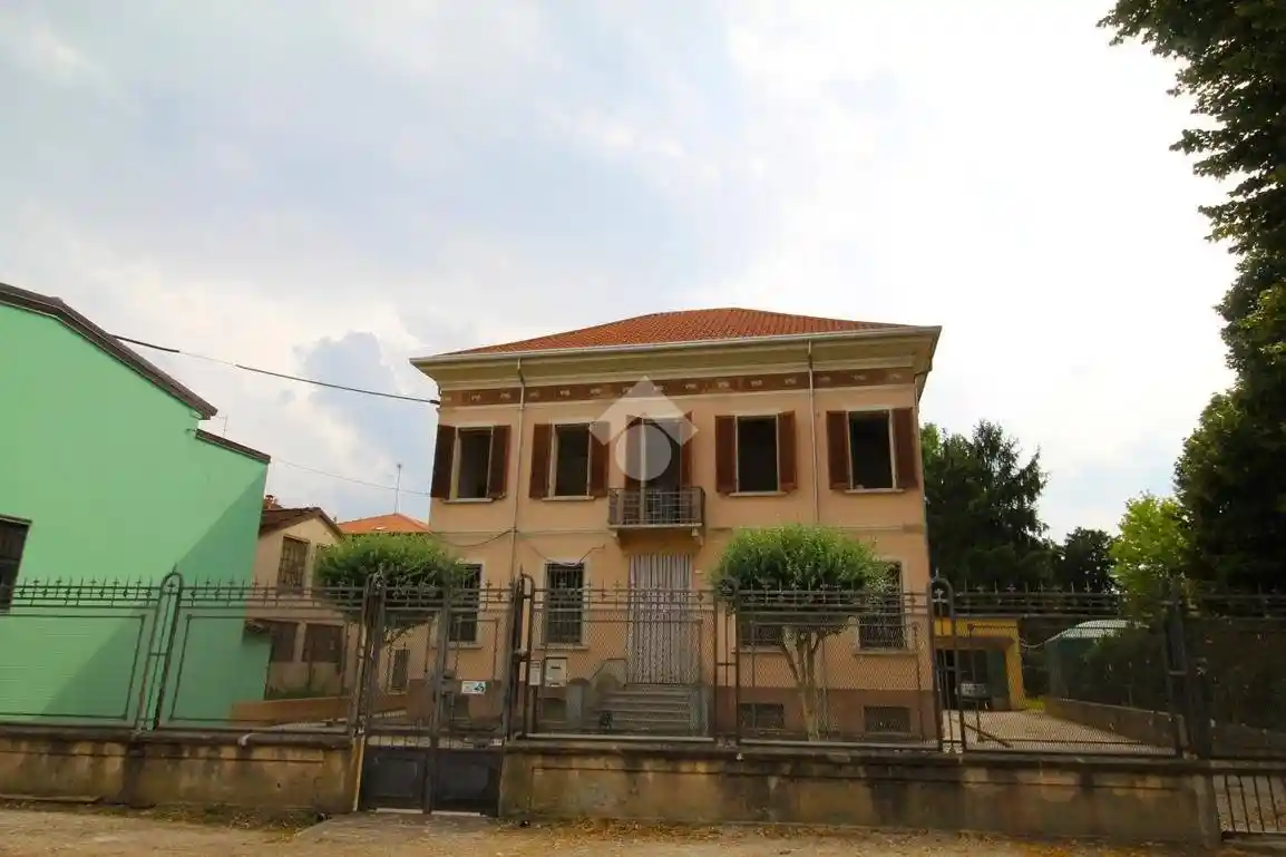 Villa in vendita a Suzzara