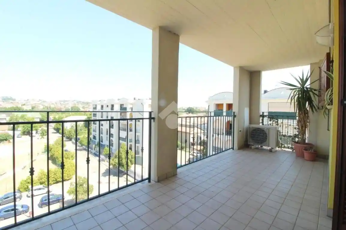 Trilocale Strada Raiale Vecchia 6, Tiburtina, Pescara - foto 2