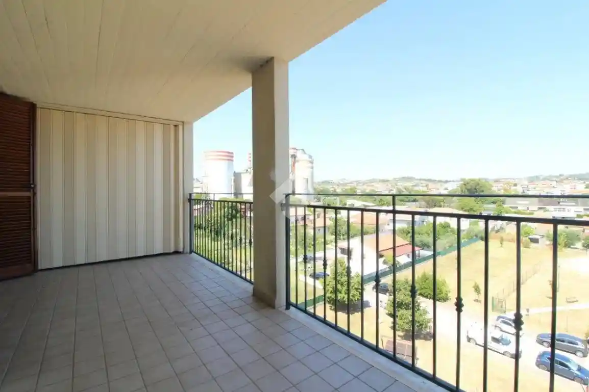 Trilocale Strada Raiale Vecchia 6, Tiburtina, Pescara - foto 3