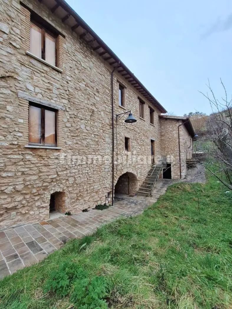 Appartamento in vendita a Visso