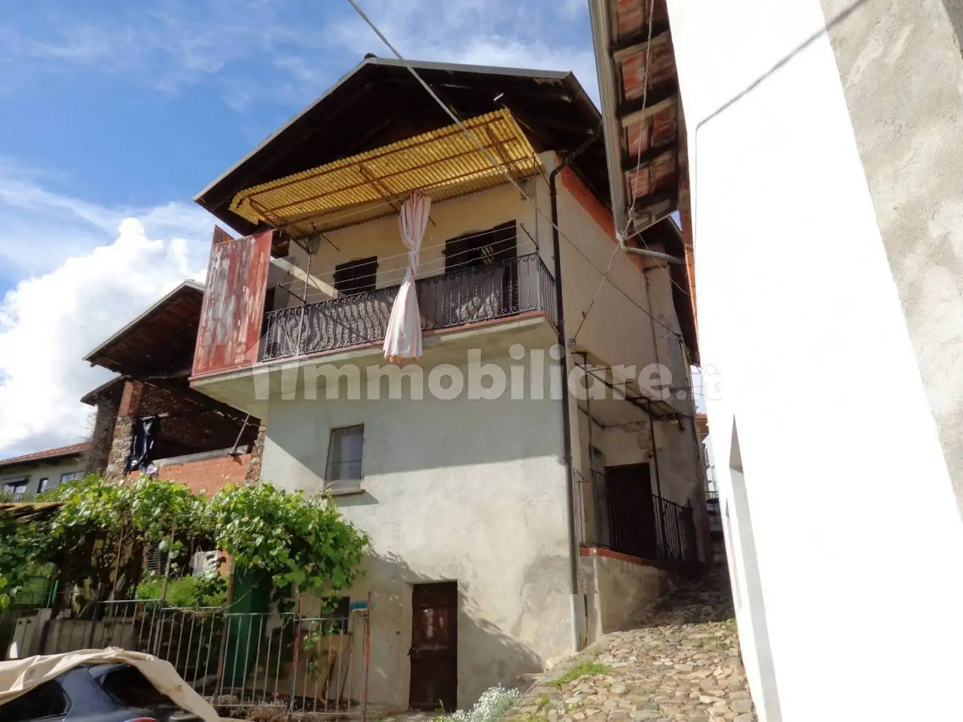 Casa indipendente in vendita a Caprile