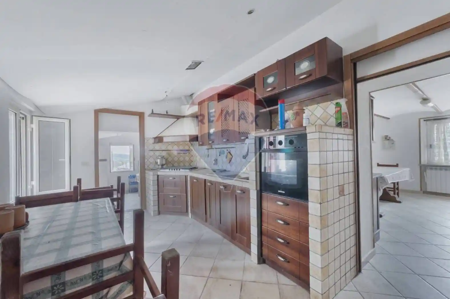 Terratetto unifamiliare 250 m², da ristrutturare, Penne - foto 3