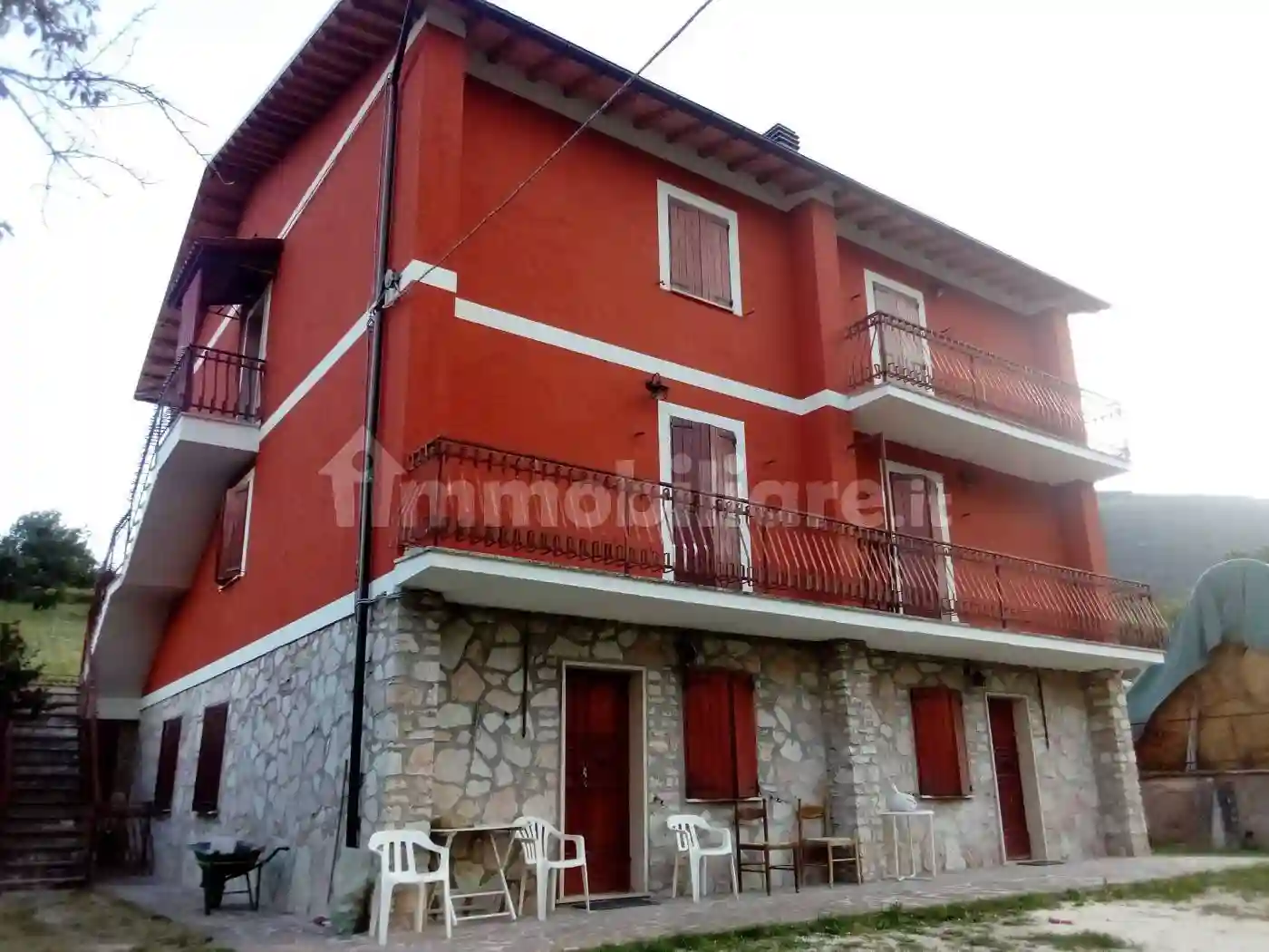 Villa plurifamiliare Località Poggio Primocaso, Poggio Primocaso, Cascia - foto 4