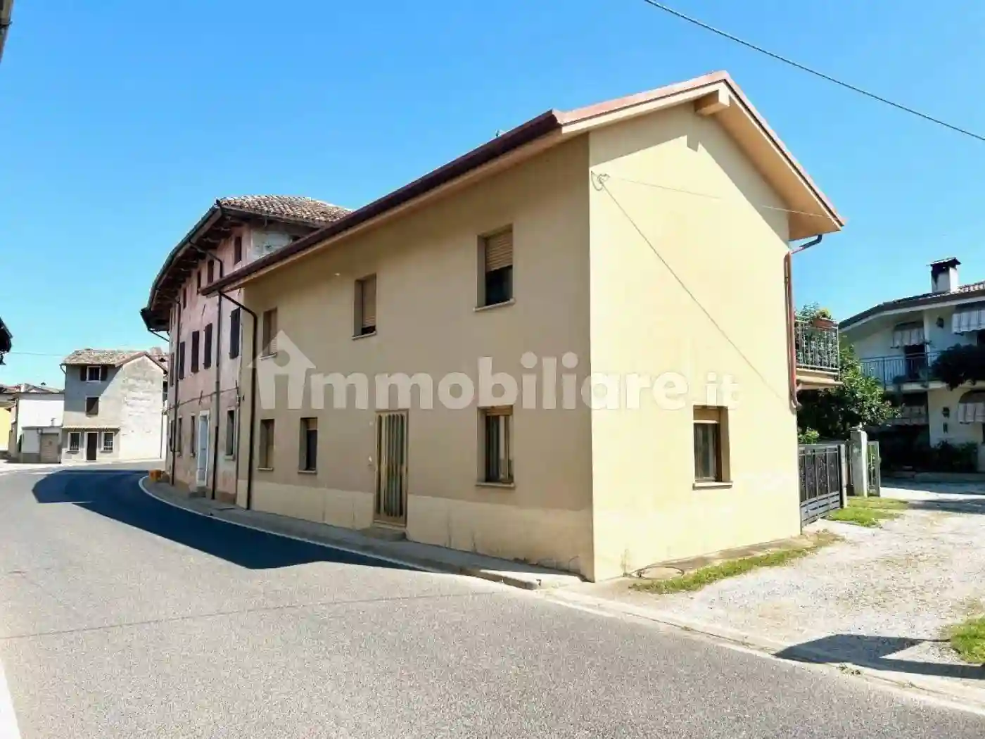 Villetta a schiera - foto 2