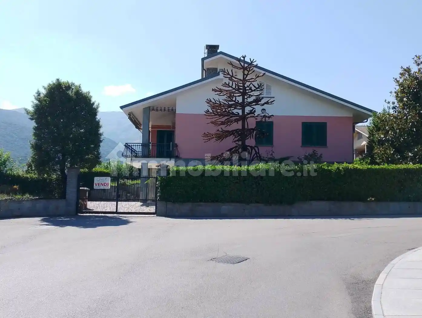 Villa in vendita a Barge