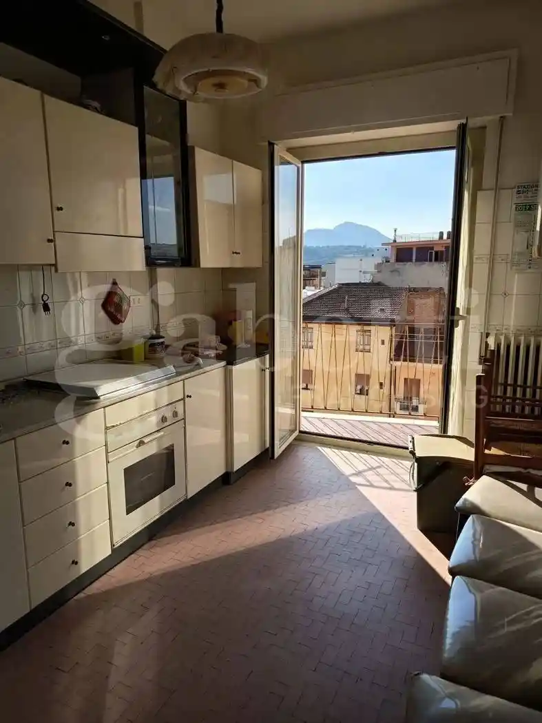 Trilocale via Lungo Calore Manfredi di Svevia, 8, Centro Storico, Benevento - foto 4