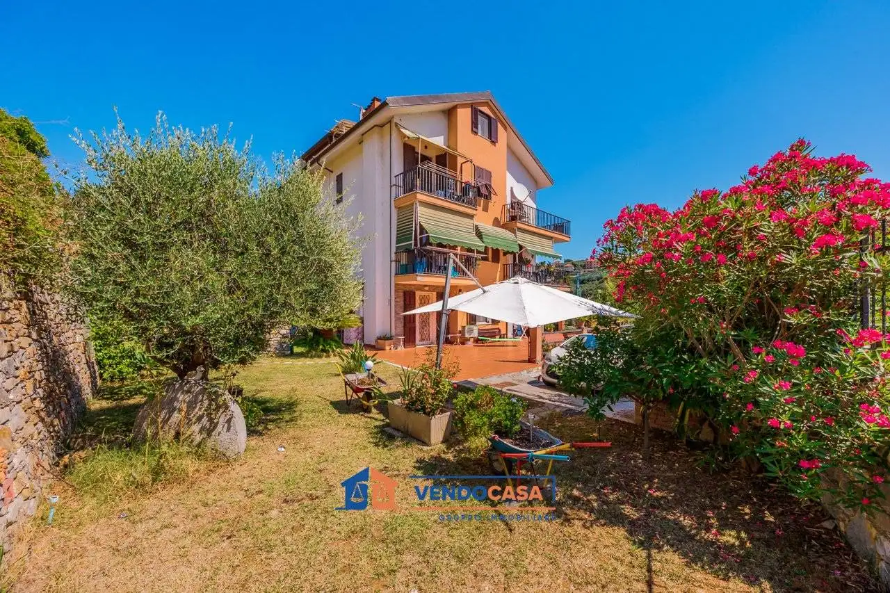 Appartamento in vendita a Imperia