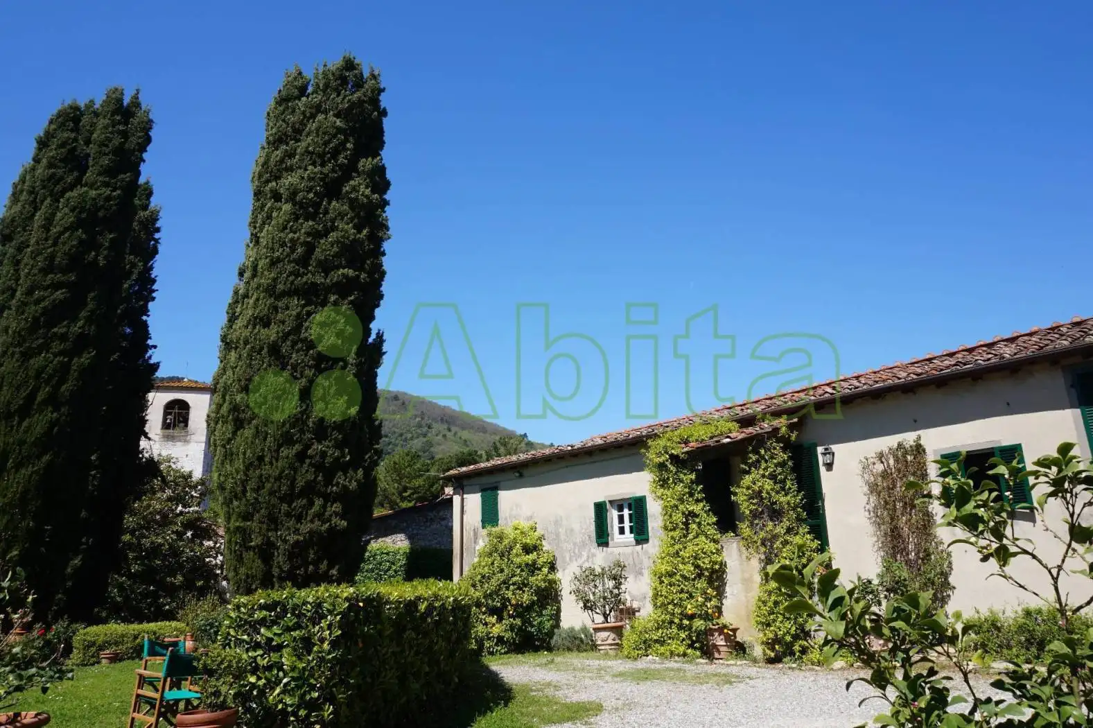 Rustico - Casale in vendita a Lucca