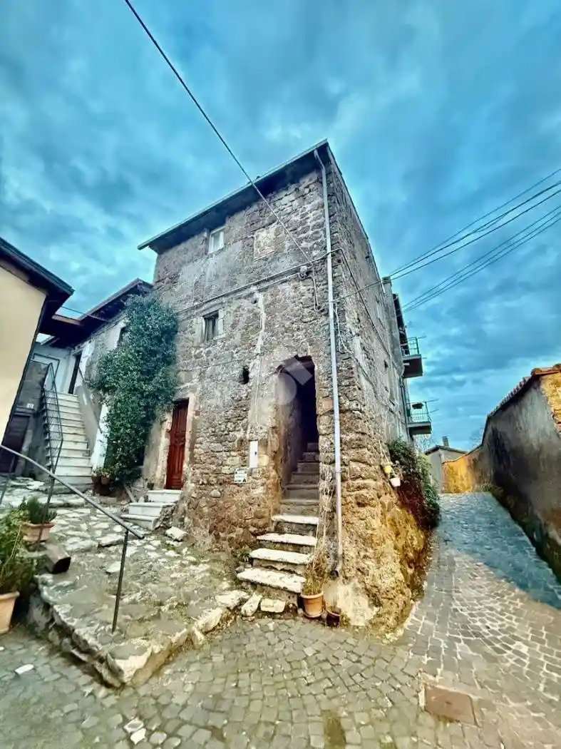 Appartamento in vendita a Vasanello