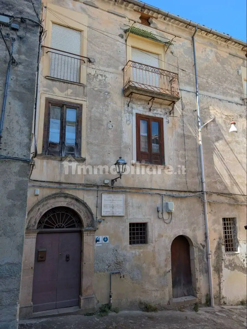 Appartamento in vendita a Carolei