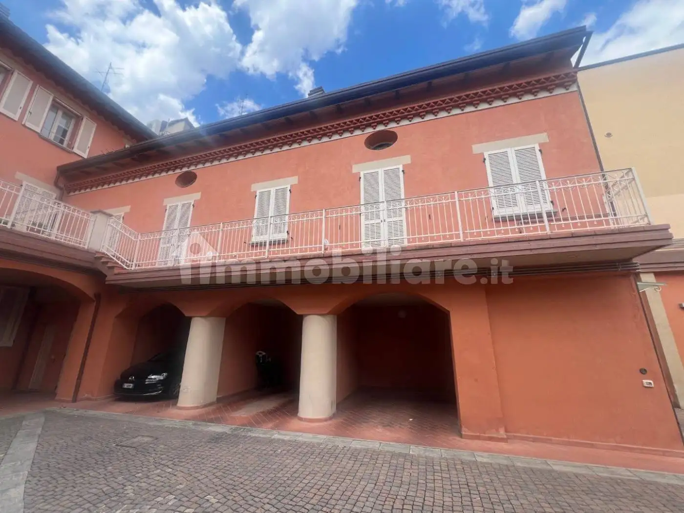 Casa indipendente in vendita a Imola