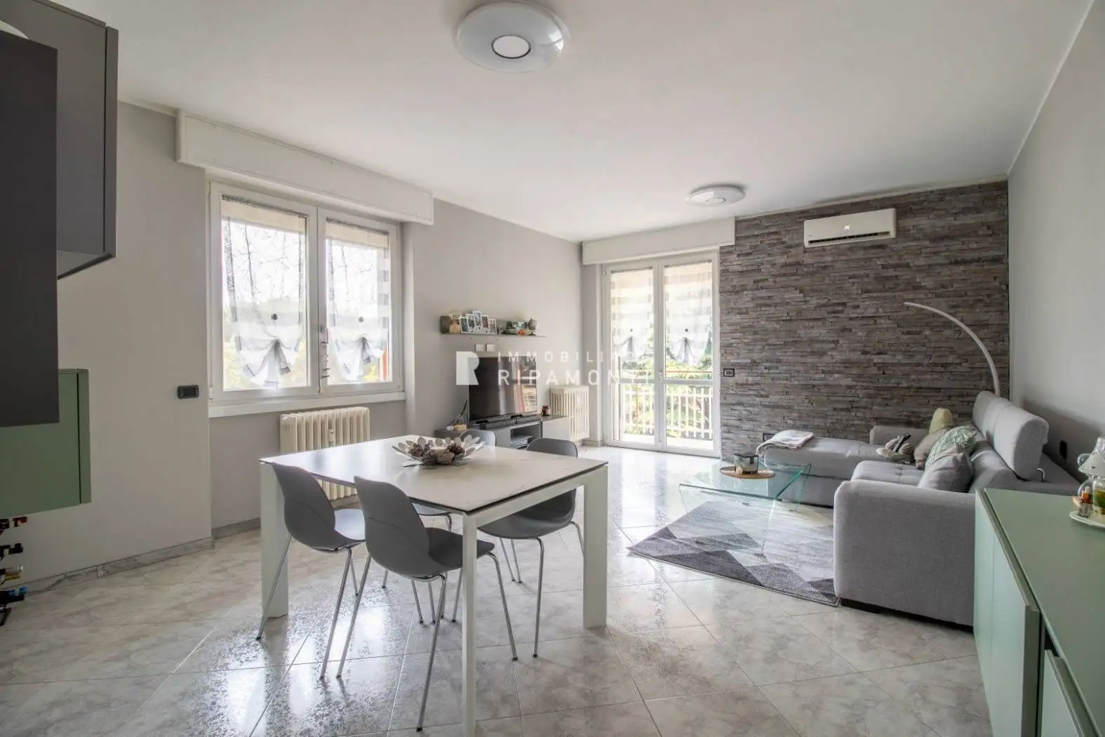 Appartamento in vendita a Pescate