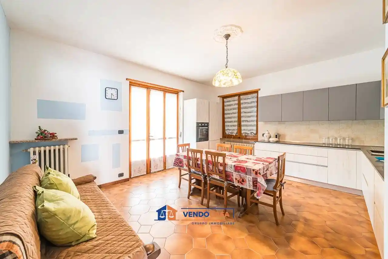 Villa in vendita a Cherasco