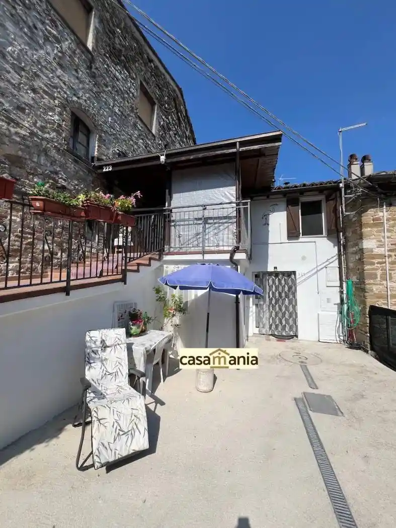 Villetta a schiera in vendita a Pergola