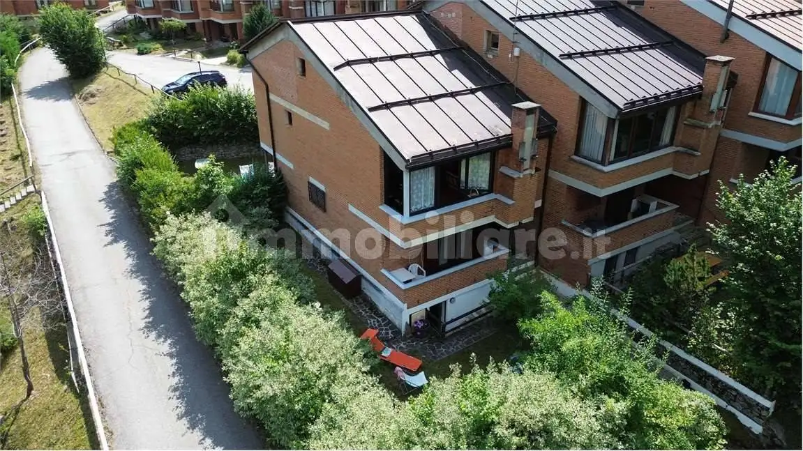 Appartamento in vendita a Commezzadura