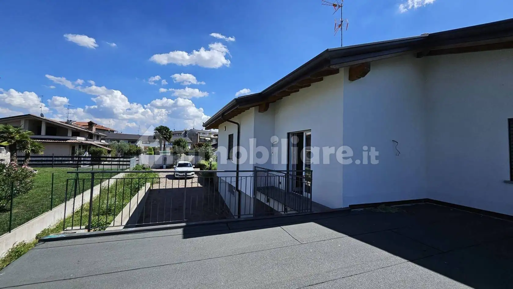 Villa in affitto a Limido Comasco