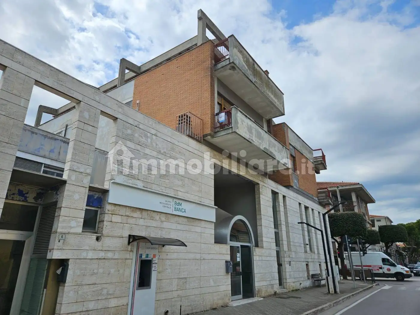 Palazzo - Edificio in vendita a Martinsicuro