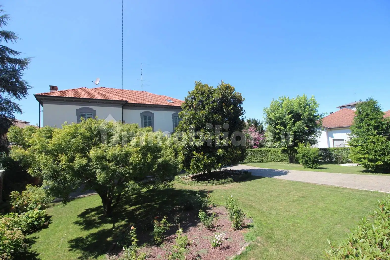 Villa in vendita a Casale Monferrato