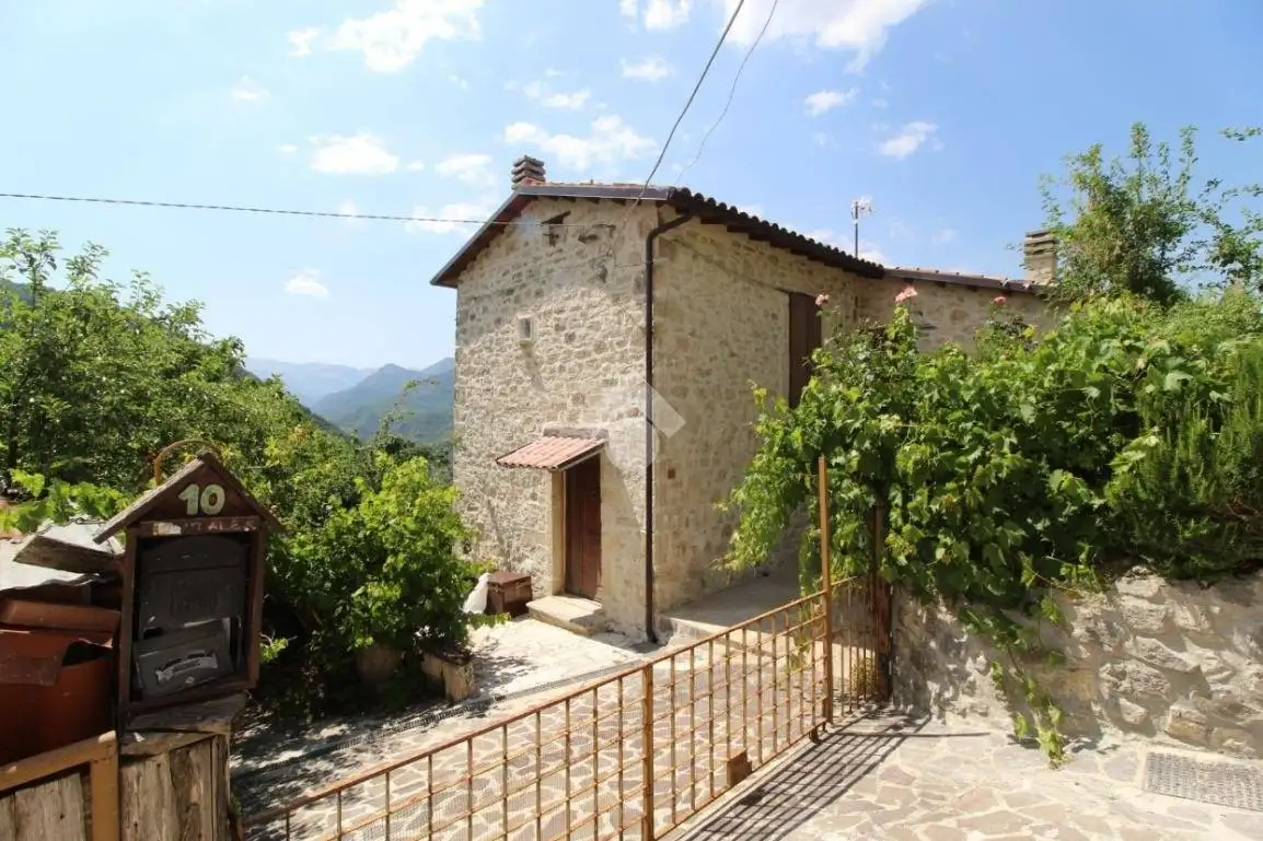 Casa indipendente in vendita a Acquasanta Terme