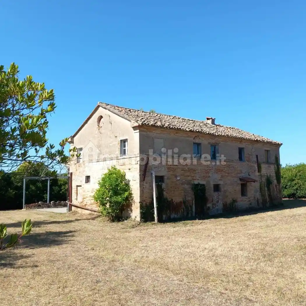 Rustico - Casale in vendita a Osimo