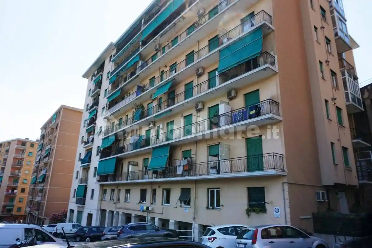 Appartamento in vendita a Genova