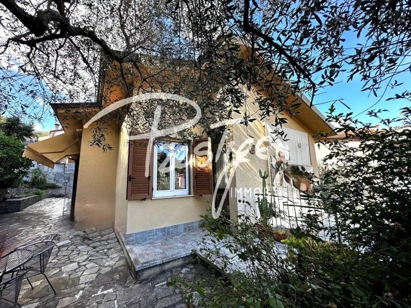 Villa in vendita a La Spezia