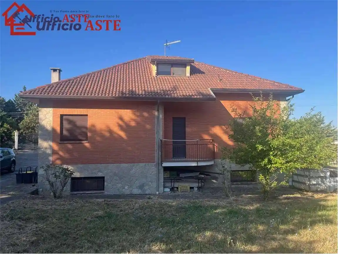 Villa unifamiliare Castel Lagopesole, Lagopesole, Avigliano - foto 5