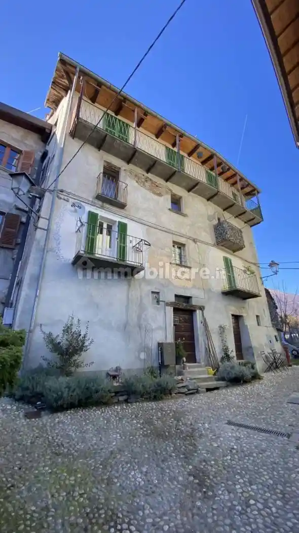 Appartamento in vendita a Cannobio