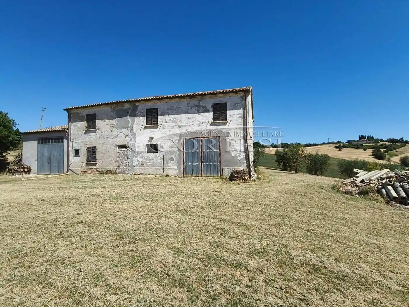 Rustico - Casale in vendita a San Costanzo