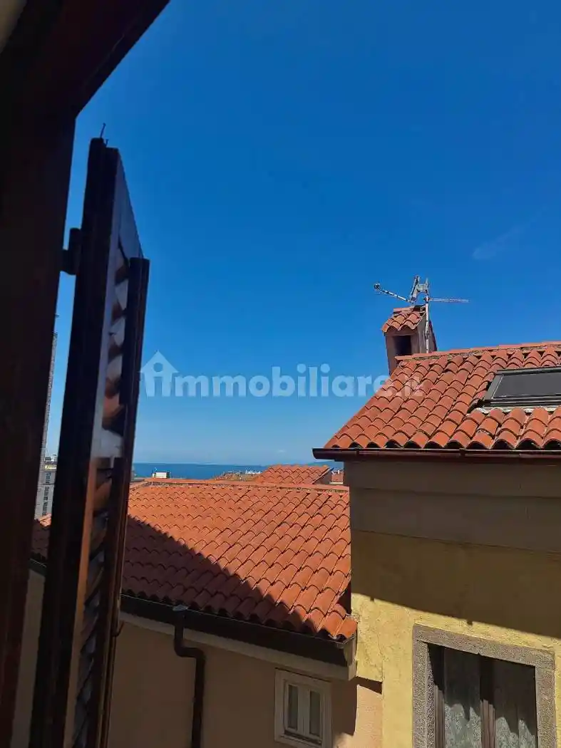 Appartamento in vendita a Trieste