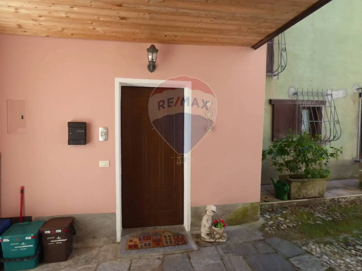 Appartamento in vendita a Mesenzana