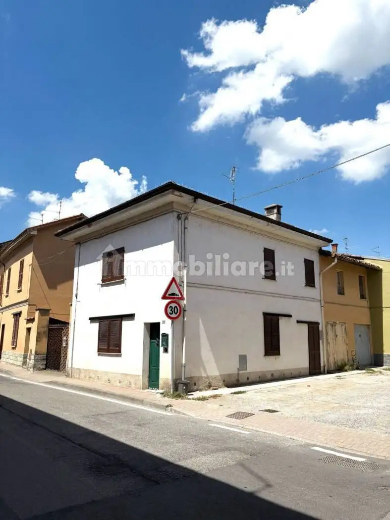 Casa indipendente in vendita a Ospedaletto Lodigiano