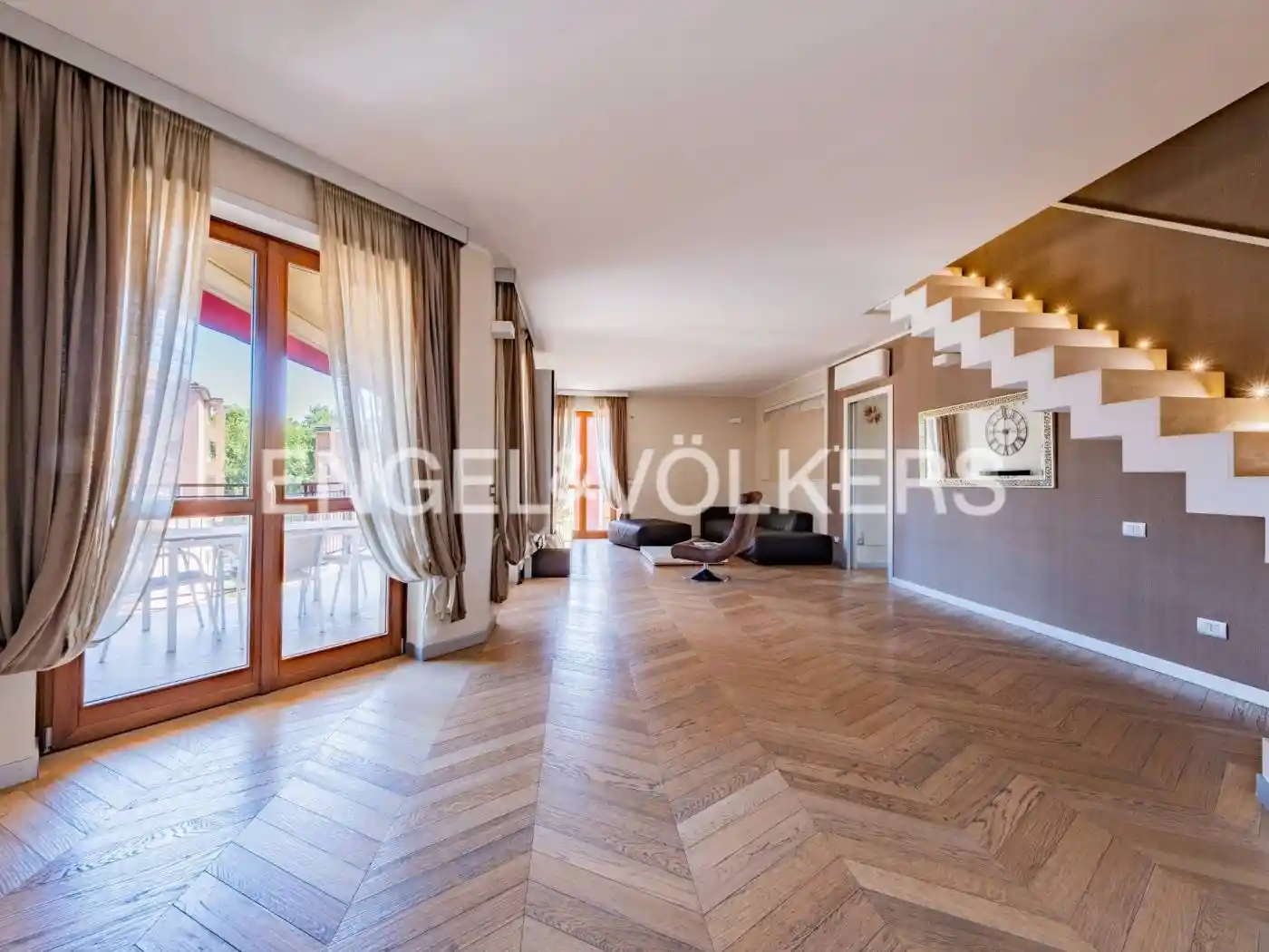 Appartamento via Edoardo Chinotto 26, Piazzale Siena, Milano - foto 2