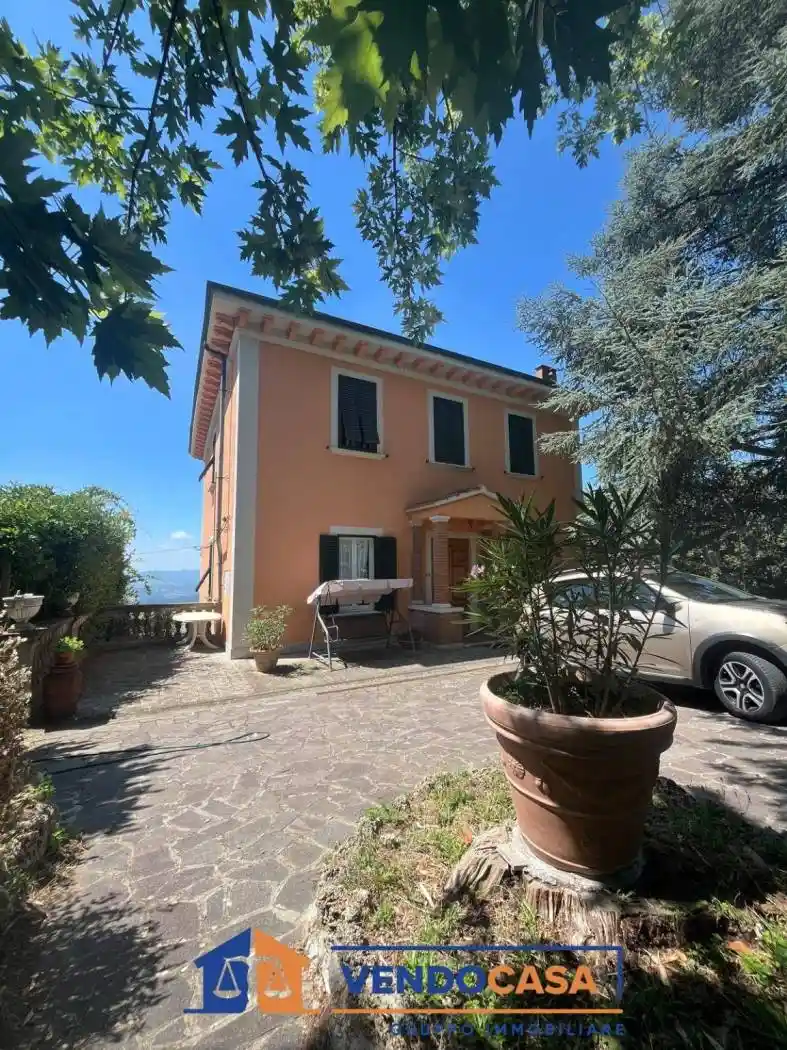 Villa in vendita a Volterra