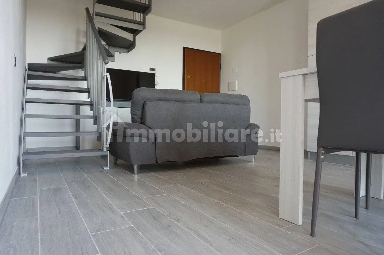 Trilocale via Giacomo Puccini 20, Centro, Colorno - foto 2