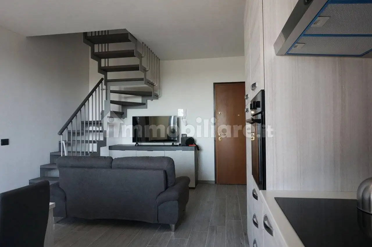 Trilocale via Giacomo Puccini 20, Centro, Colorno - foto 3