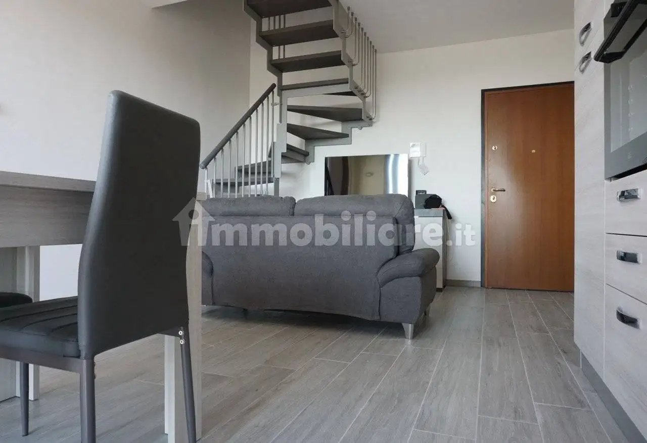 Trilocale via Giacomo Puccini 20, Centro, Colorno - foto 4