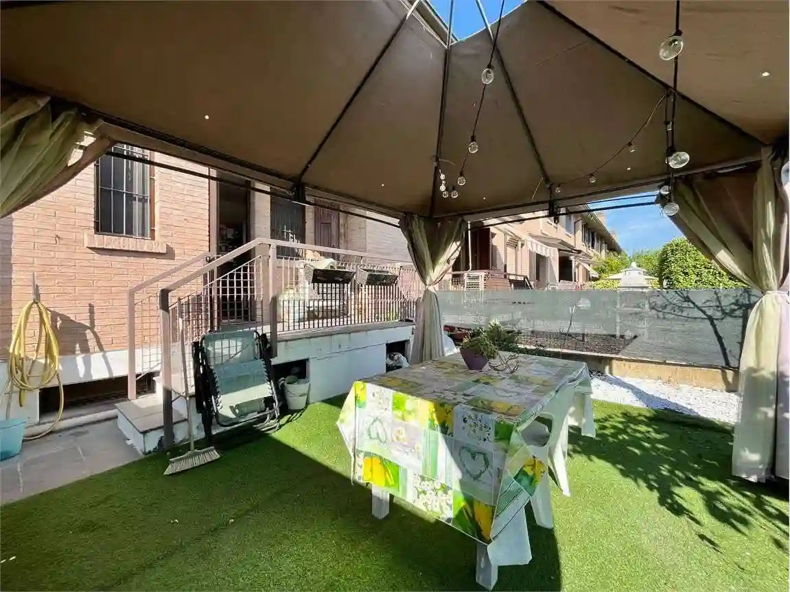 Villetta a schiera - foto 2