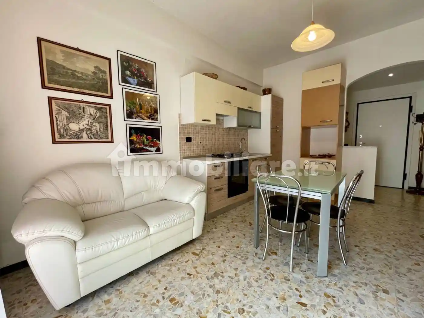 Appartamento in vendita a Finale Ligure