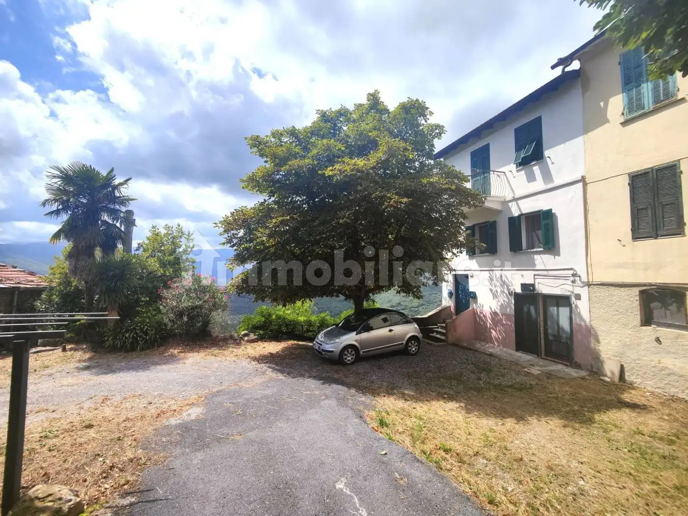 Appartamento in vendita a Chiusanico