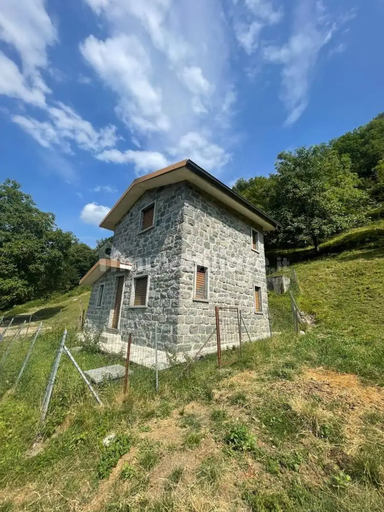 Rustico - Casale in vendita a Asso