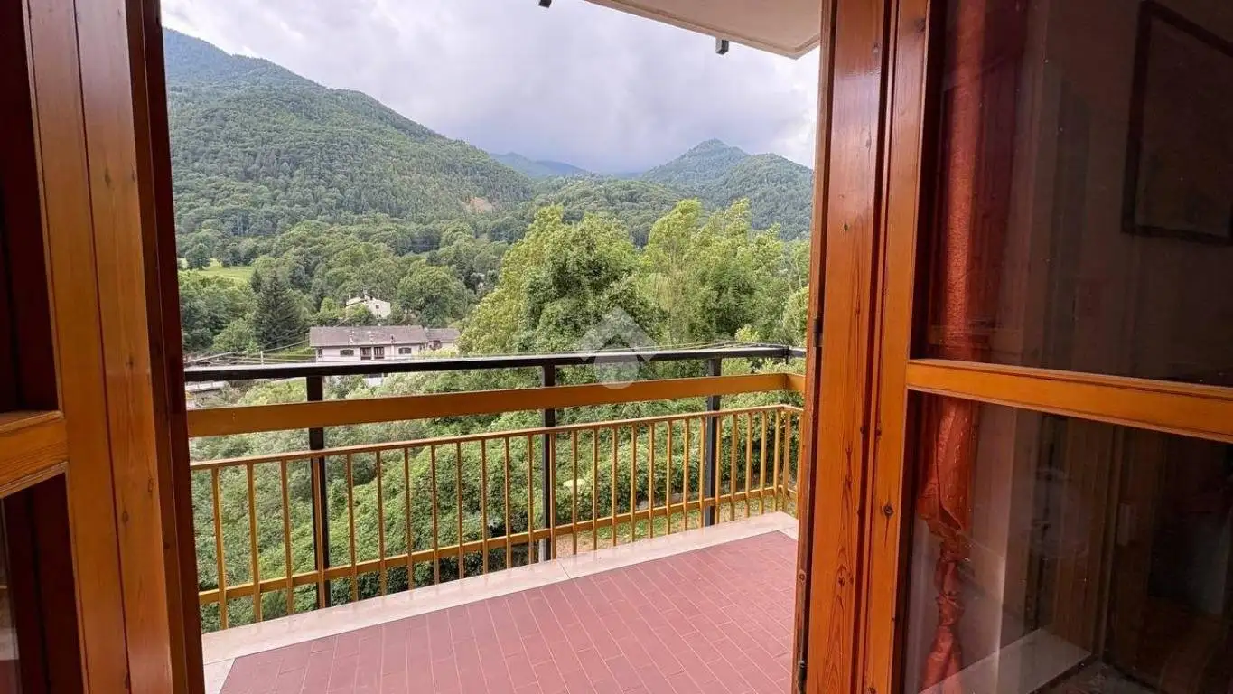 Appartamento in vendita a Sampeyre