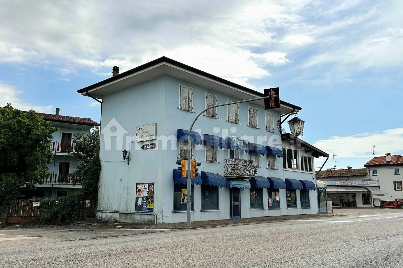 Palazzo - Edificio in vendita a Cassacco