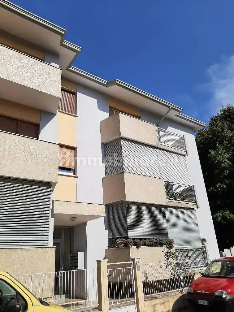 Palazzo - Edificio in vendita a Pordenone