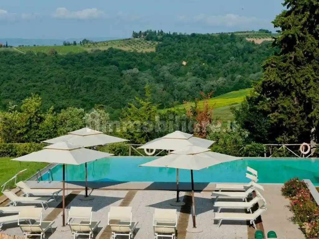 Palazzo - Edificio in vendita a Firenze