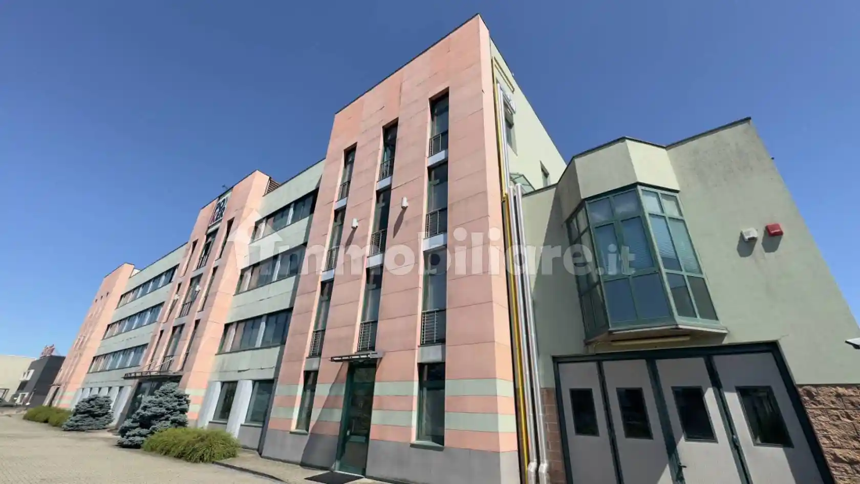 Palazzo - Edificio in vendita a Settimo Torinese