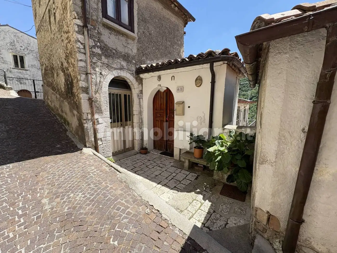 Rustico - Casale in vendita a Roccamandolfi