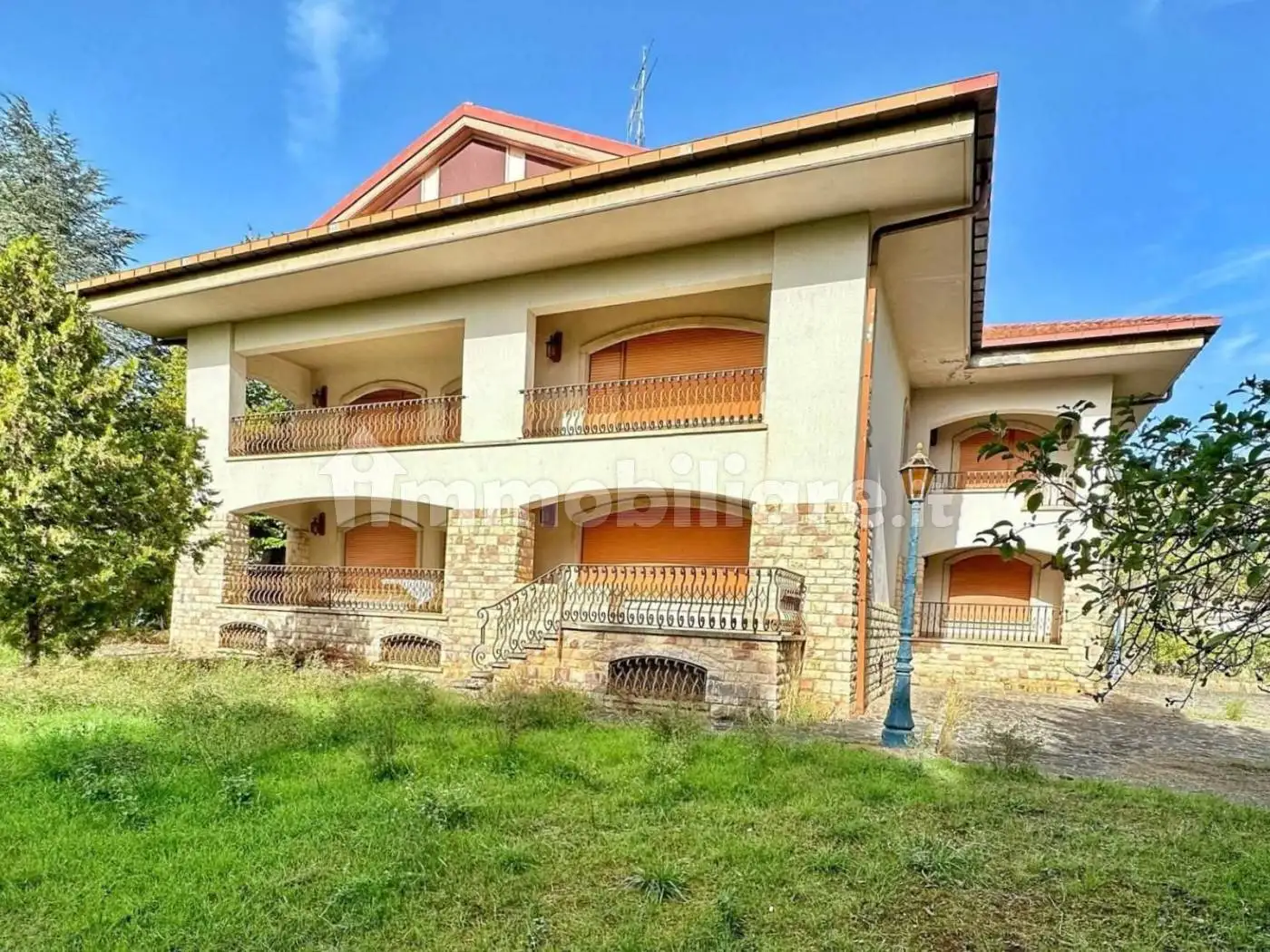 Villa in vendita a Pizzoli